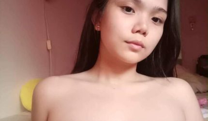 teen nude girl